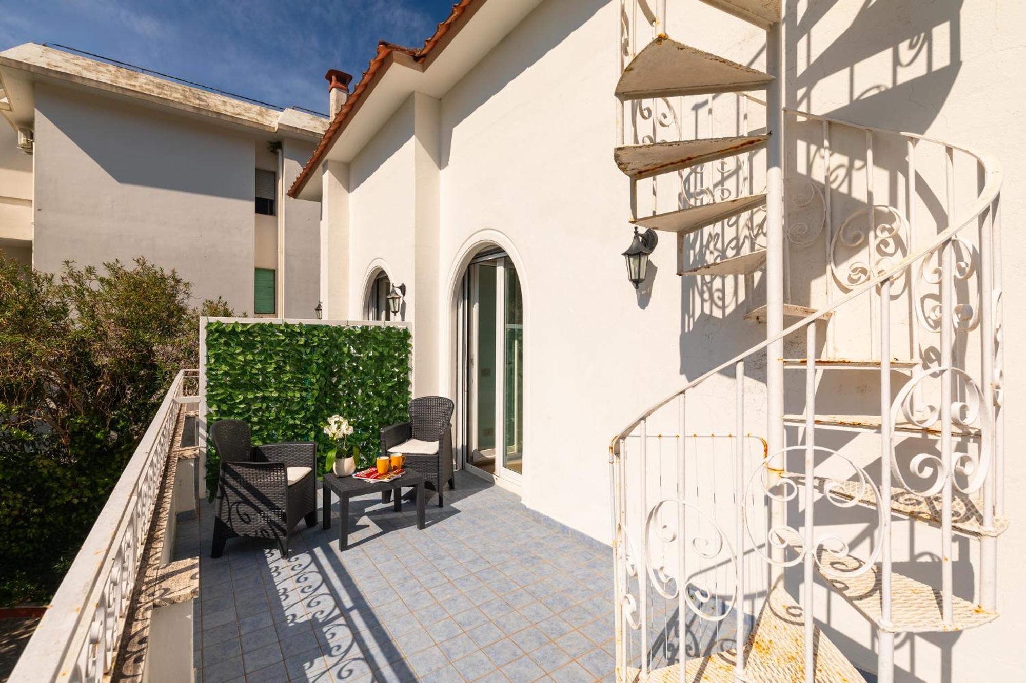 Yourhome - Villa Sorrento เมตา ภายนอก รูปภาพ